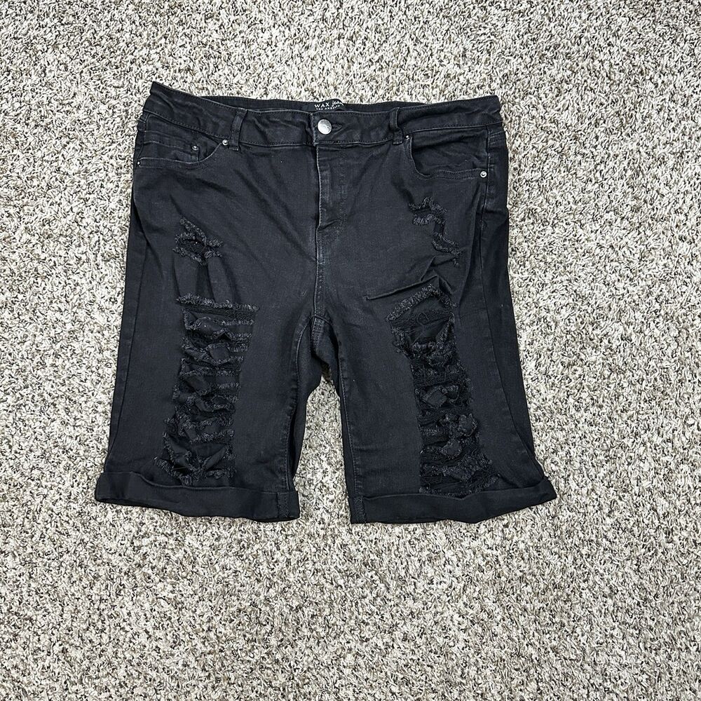 Wax Jean Women’s Plus Sz 2XL Black Distressed Jean Bermuda Shorts Stretch